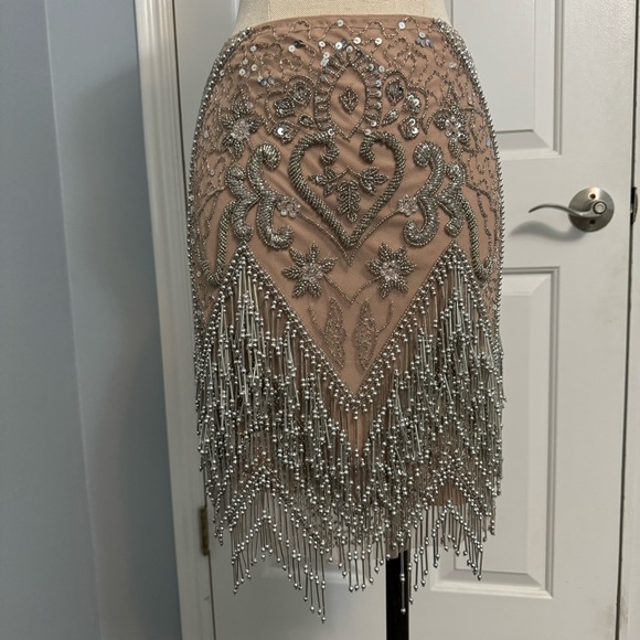 ASOS DESIGN Women’s Embellished Sequins Festival Beaded Fringe Mini Skirt Size 6 - Picture 2 of 11